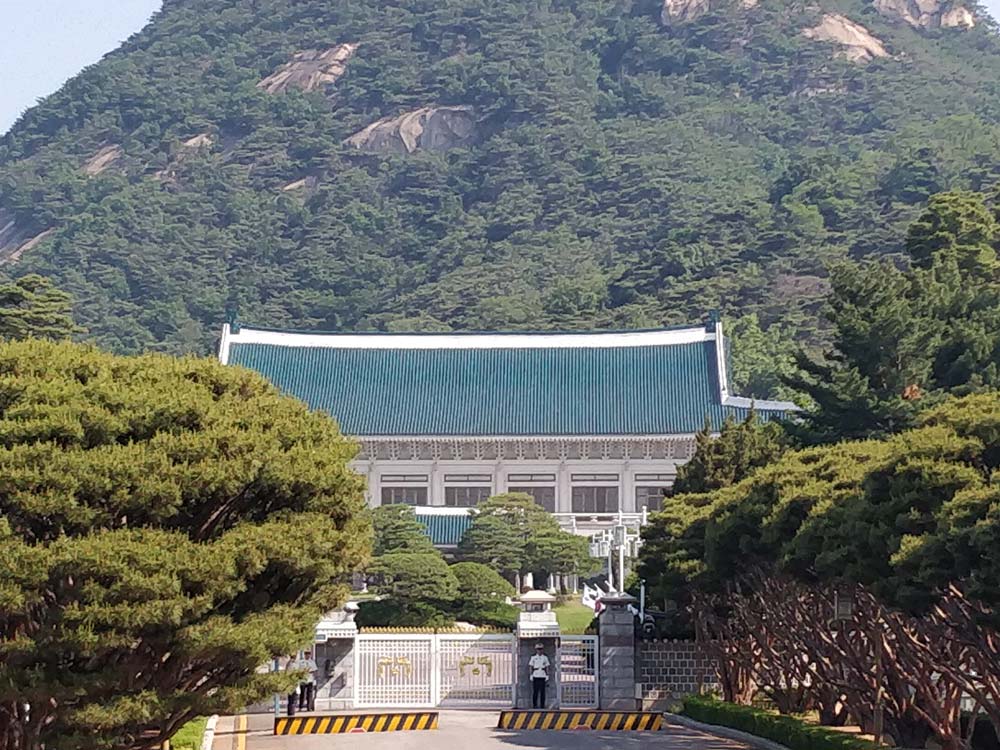 青瓦臺(tái)1.jpg