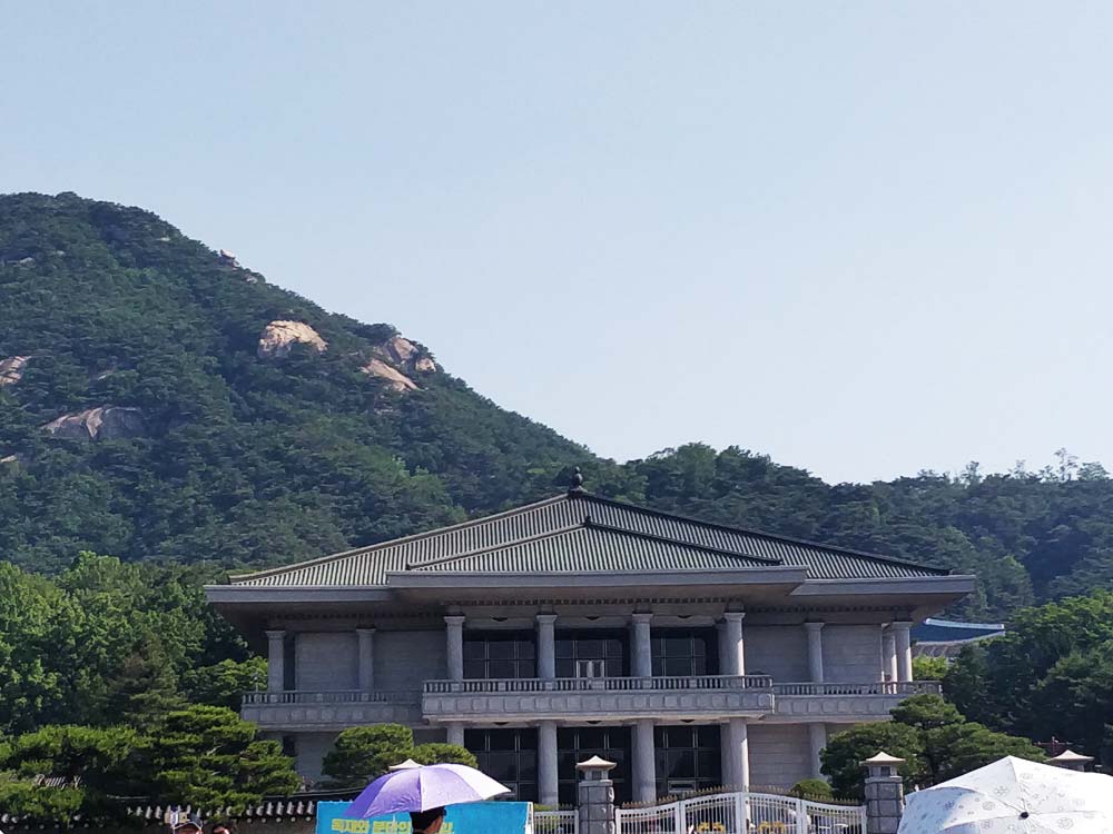 青瓦臺(tái)2.jpg
